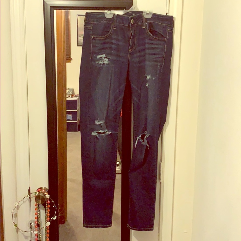 Distressed Super Stretch AEO Jeggings
